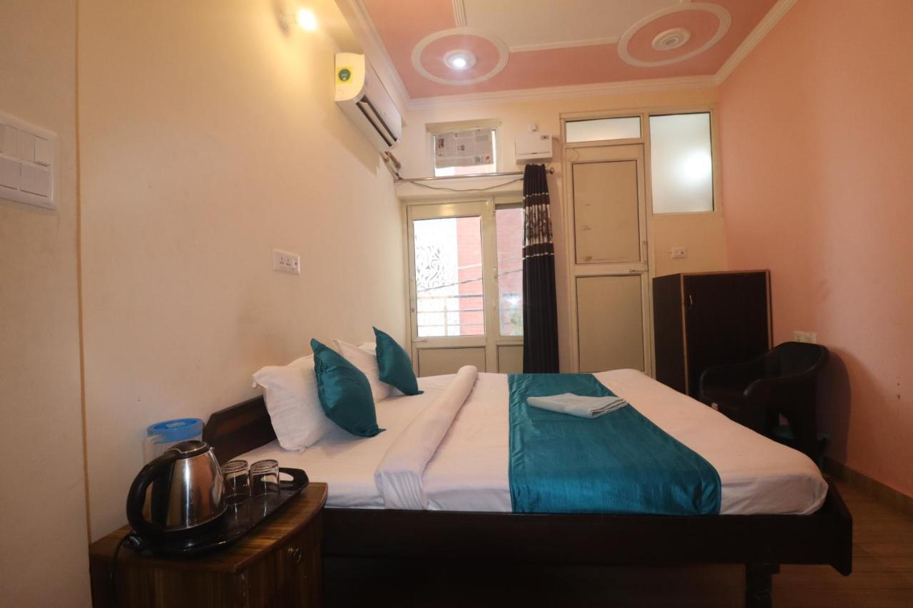 Triple One Hotel Tapovan Rishikesh,Near Laxman Jhula Exterior photo