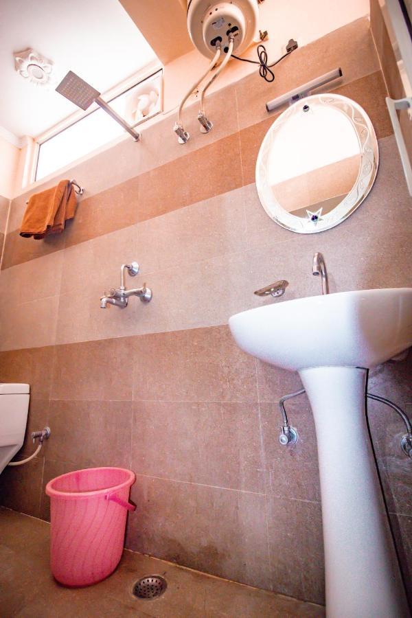 Triple One Hotel Tapovan Rishikesh,Near Laxman Jhula Exterior photo