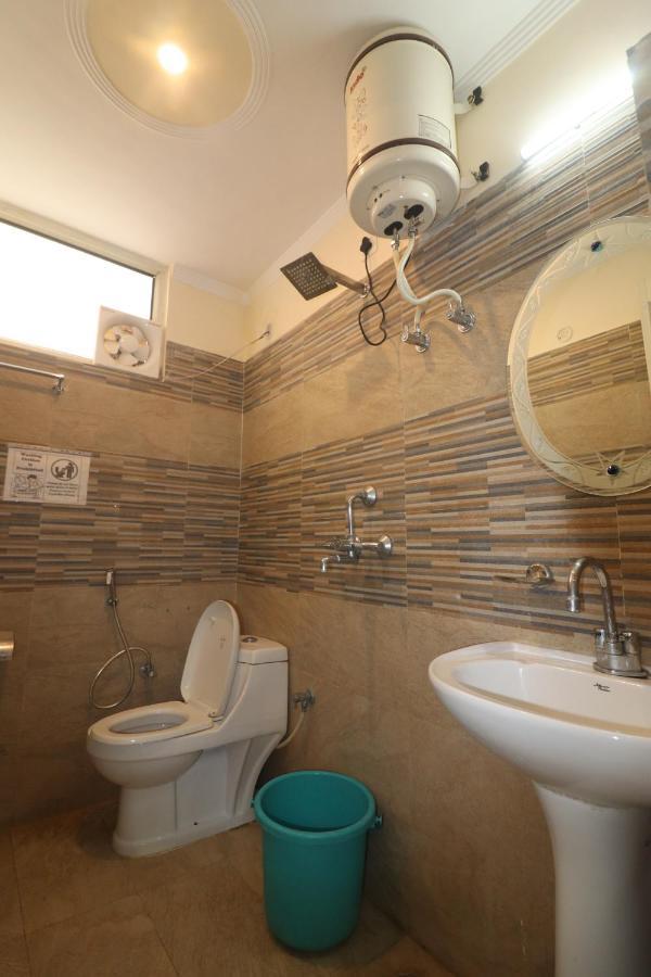 Triple One Hotel Tapovan Rishikesh,Near Laxman Jhula Exterior photo