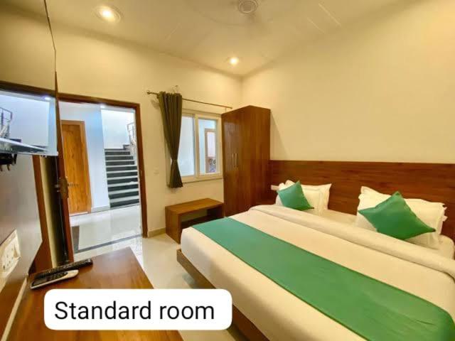 Triple One Hotel Tapovan Rishikesh,Near Laxman Jhula Exterior photo