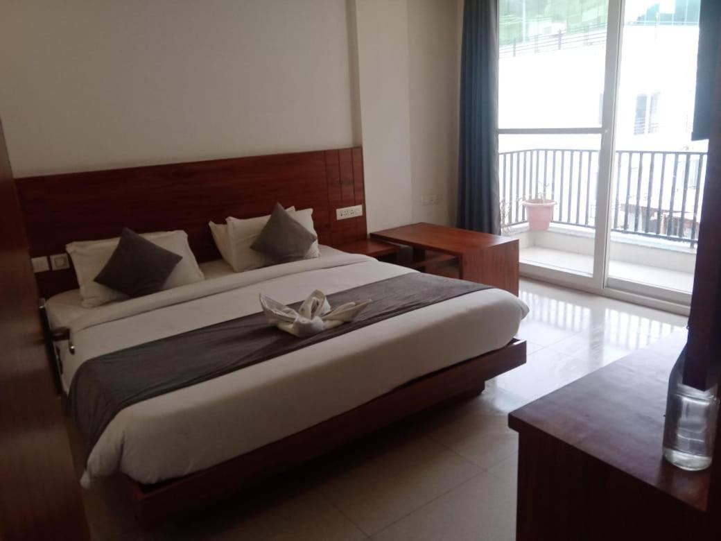 Triple One Hotel Tapovan Rishikesh,Near Laxman Jhula Exterior photo